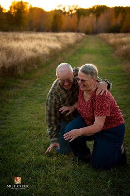 DSC_8392_Mom and Dad Fall Forward