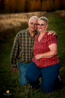 DSC_8400_Mom and Dad Kneeling