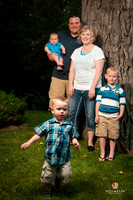 DSC_4559_Family w Spencer Running4x6