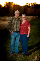 DSC_8389_Mom and Dad Outstanding in the Field
